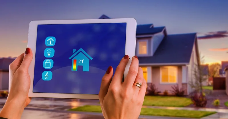 Wifi, Zigbee, Z-Wave, radio propriétaire : lequel choisir pour votre éclairage domotique sans fil